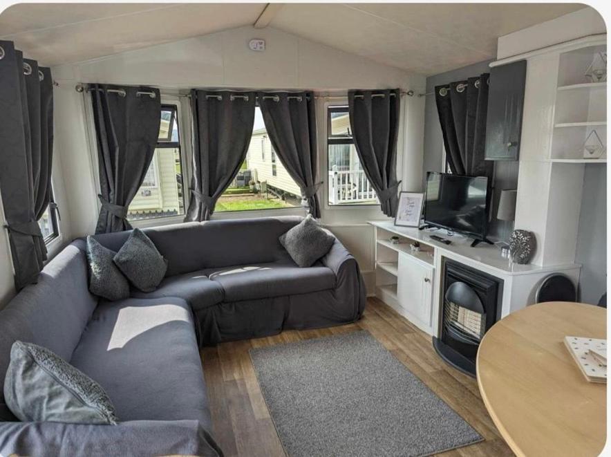 The Winchester Golden Gate Towyn Kinmel Bay Экстерьер фото