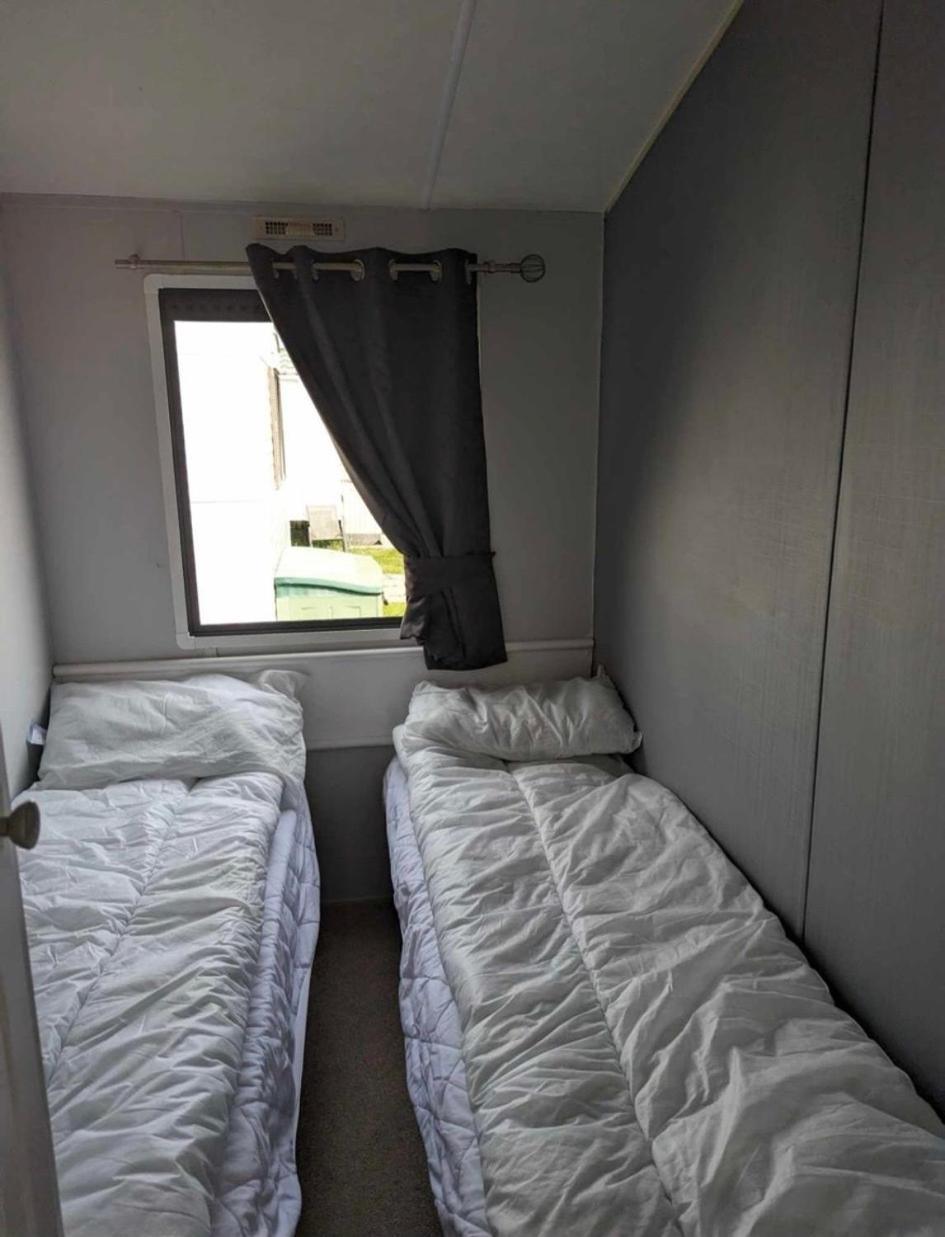 The Winchester Golden Gate Towyn Kinmel Bay Экстерьер фото